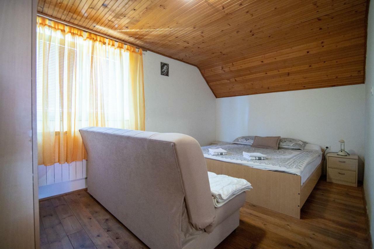 House Marijana Villa Smoljanac Exterior photo