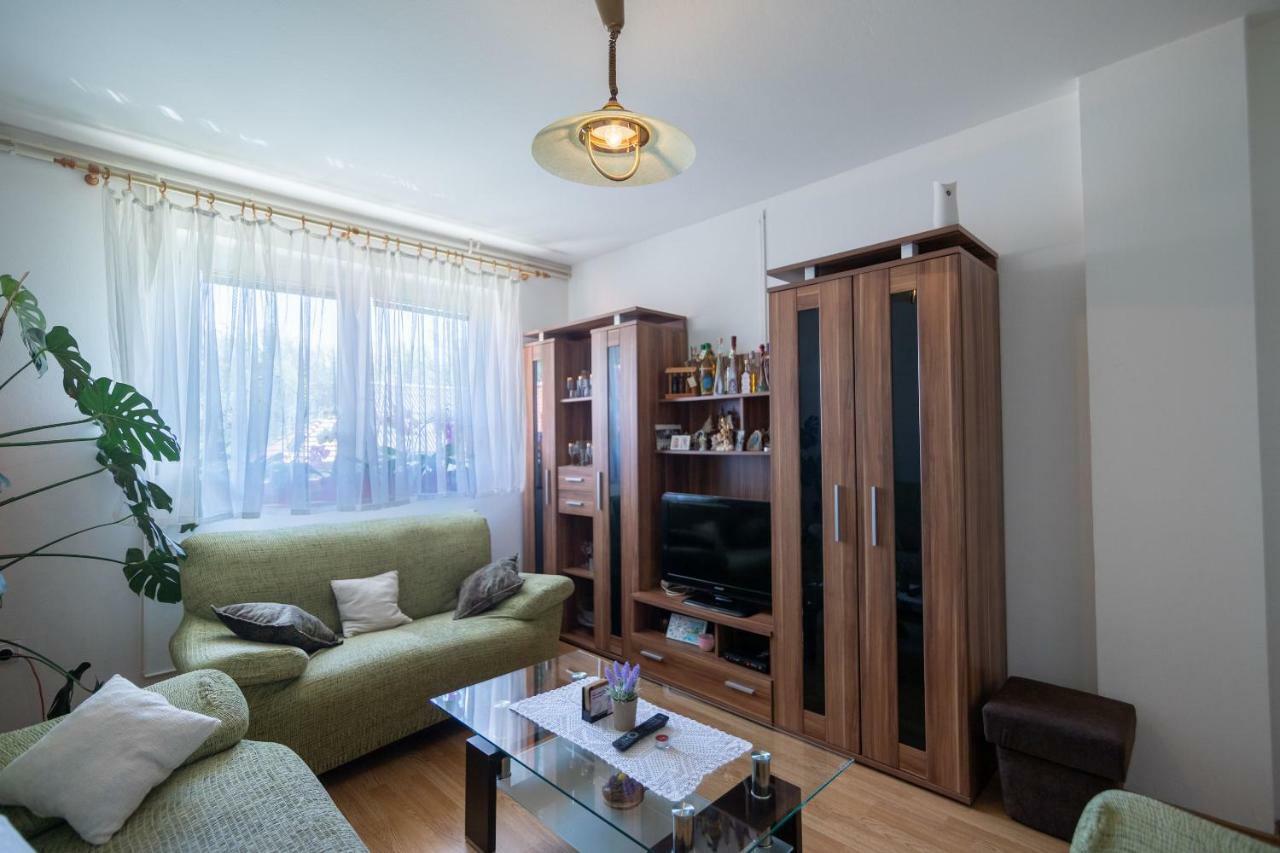 House Marijana Villa Smoljanac Exterior photo